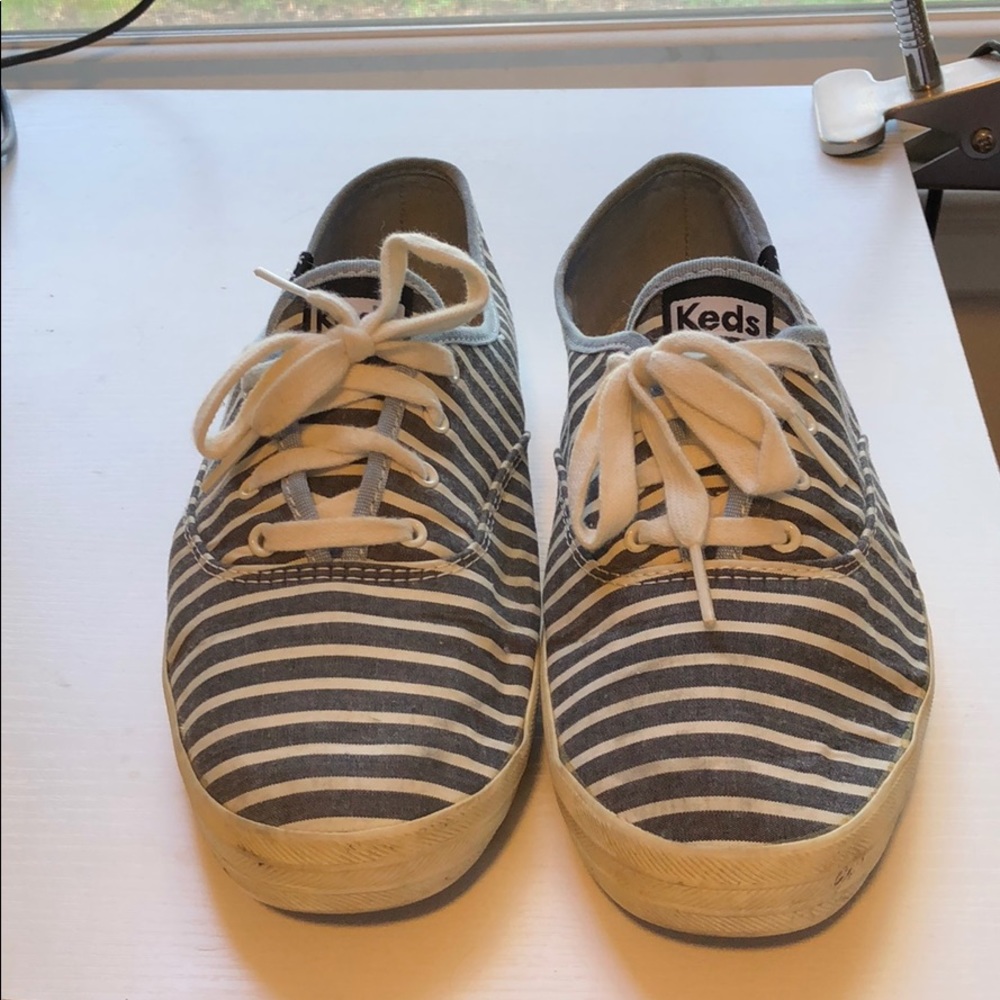 Keds Sneakers Blue & White Stripes Women’s Size 10